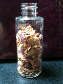 木村友泉のオリーブログ-薔薇液01